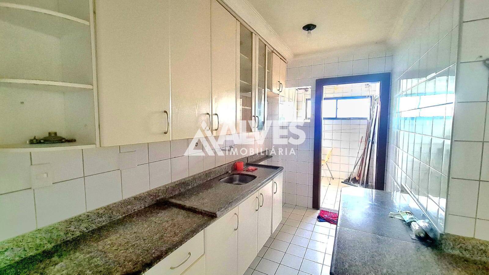 Apartamento à venda com 4 quartos, 150m² - Foto 18