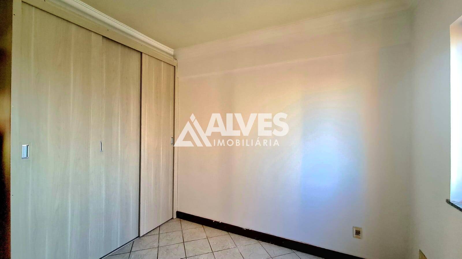Apartamento à venda com 4 quartos, 150m² - Foto 13