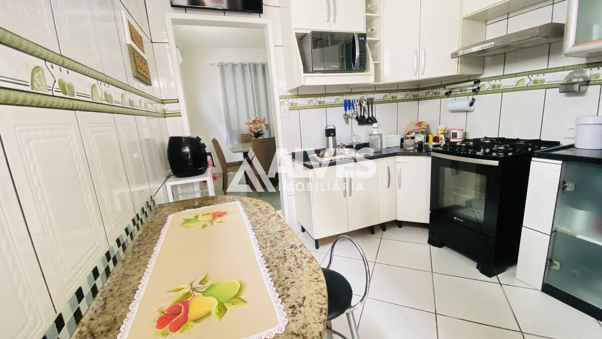 Casa à venda com 4 quartos, 144m² - Foto 16