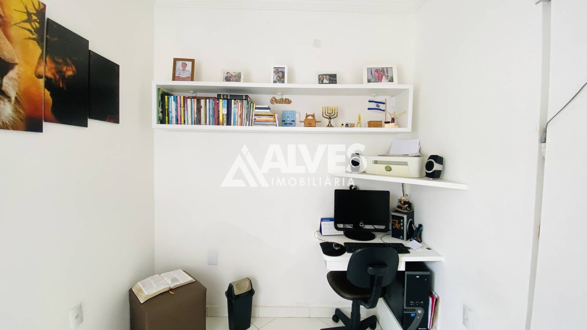 Casa à venda com 4 quartos, 144m² - Foto 6