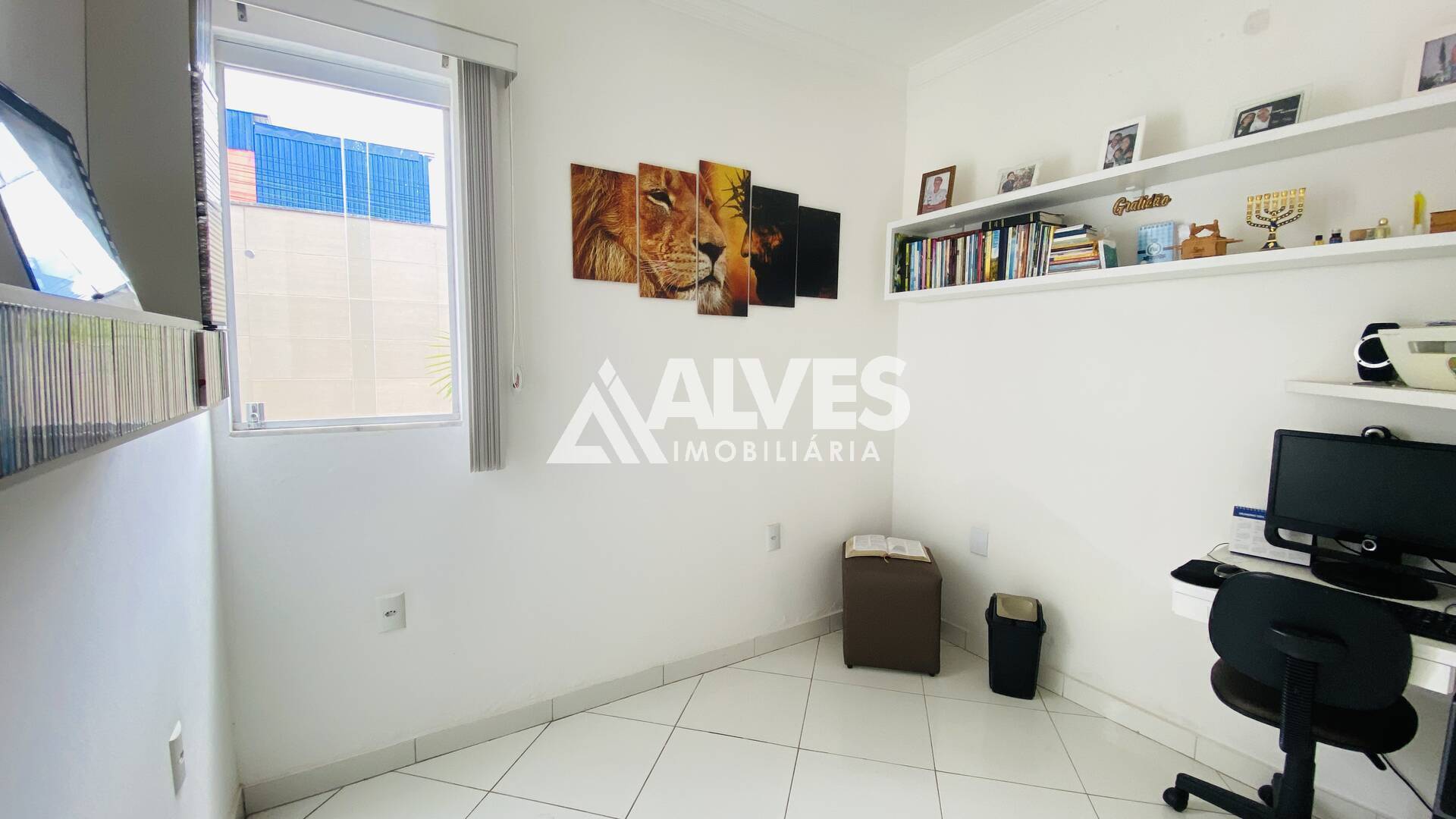 Casa à venda com 4 quartos, 144m² - Foto 7