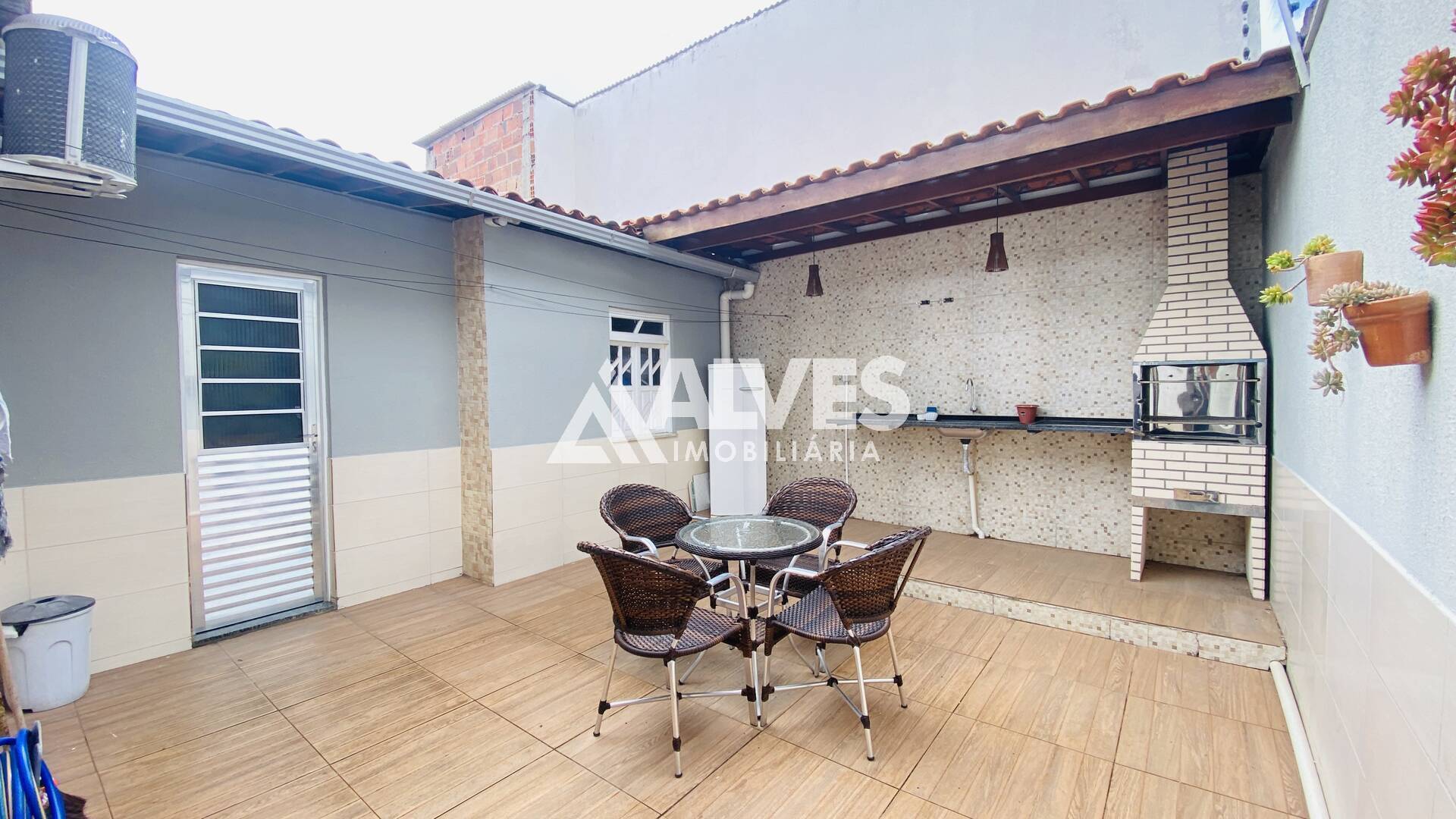 Casa à venda com 4 quartos, 144m² - Foto 19
