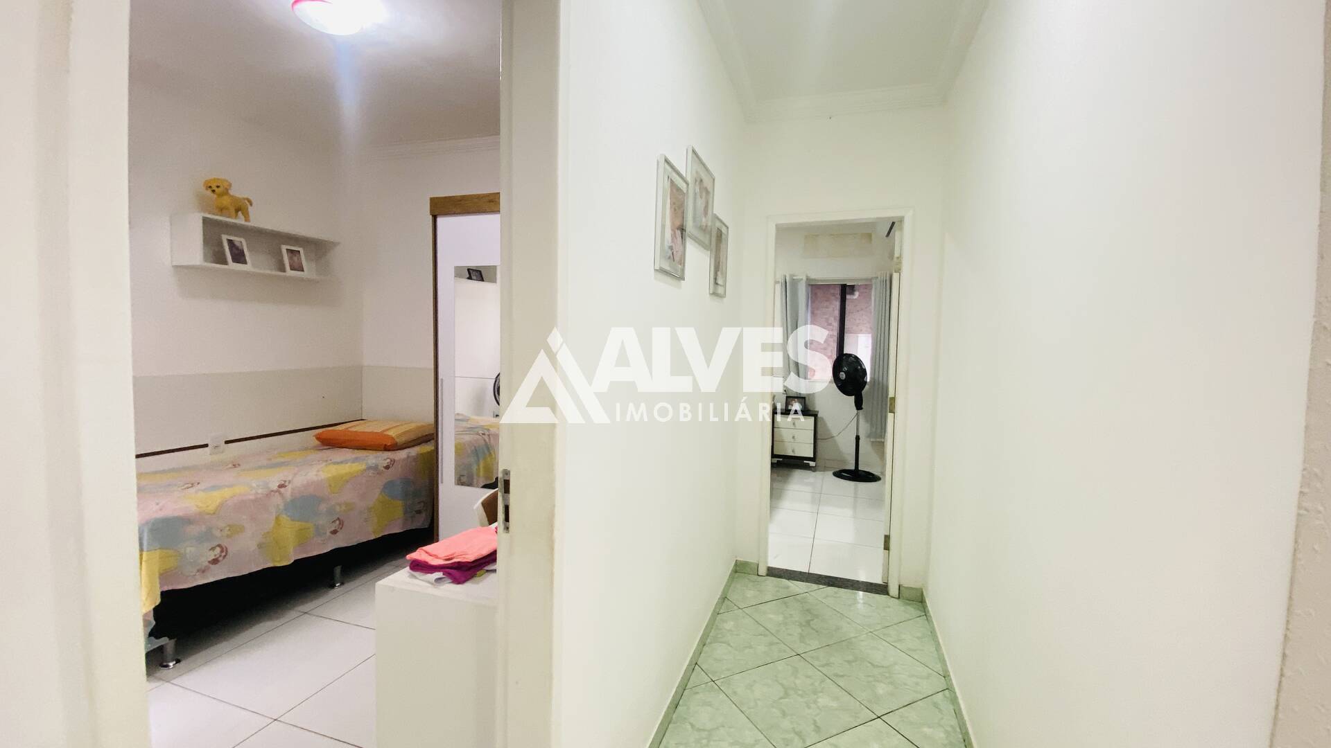 Casa à venda com 4 quartos, 144m² - Foto 8