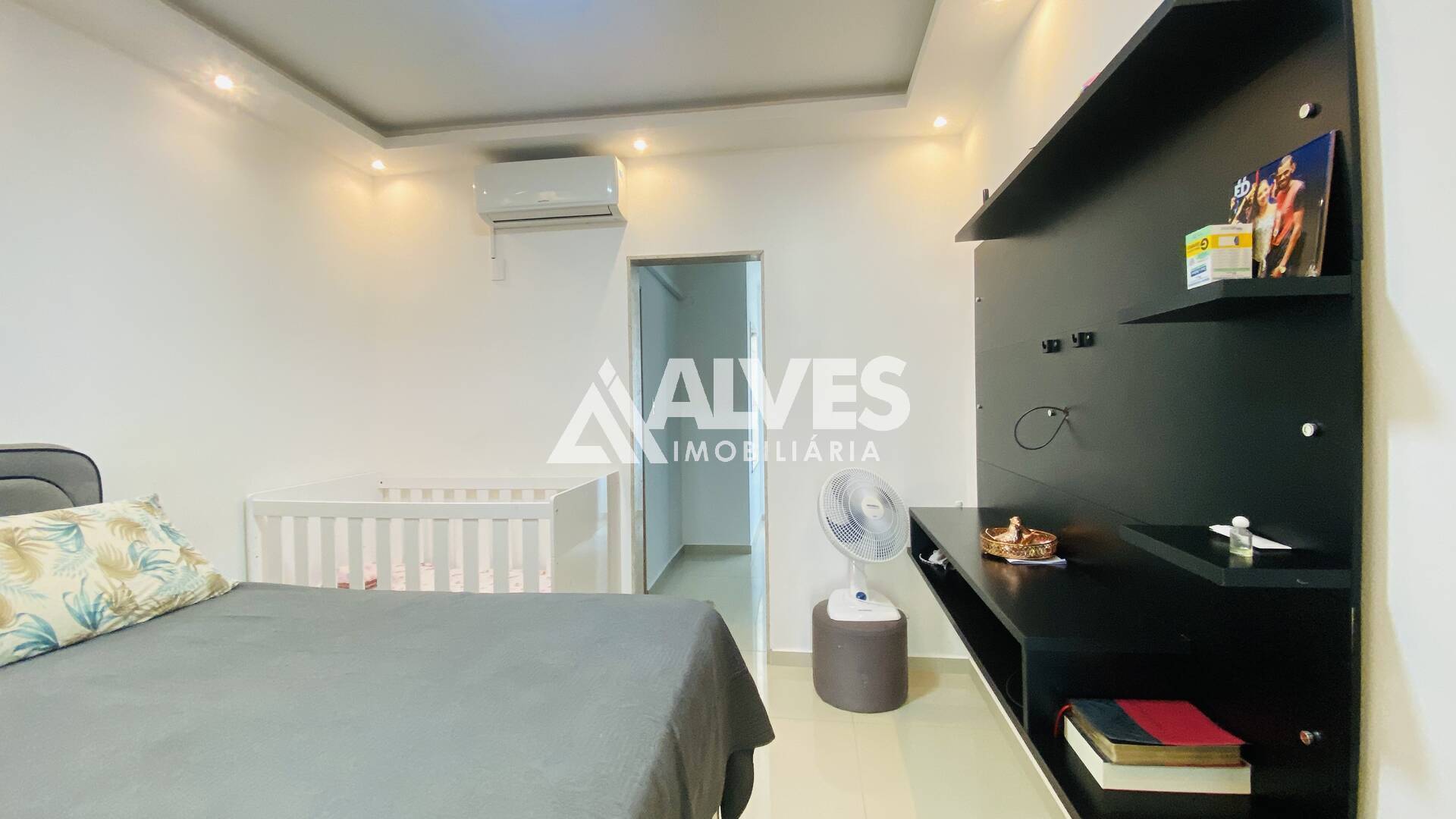 Casa à venda com 3 quartos, 100m² - Foto 6