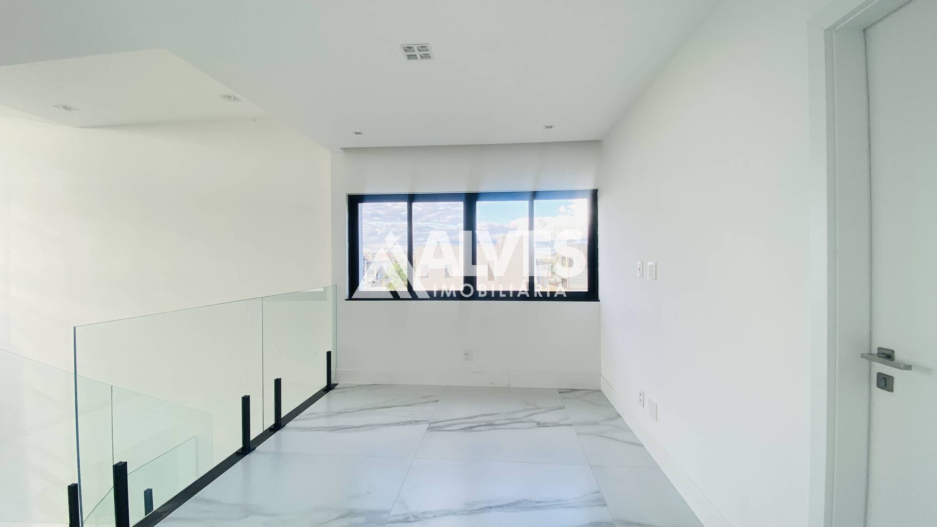Casa de Condomínio à venda com 4 quartos, 278m² - Foto 17