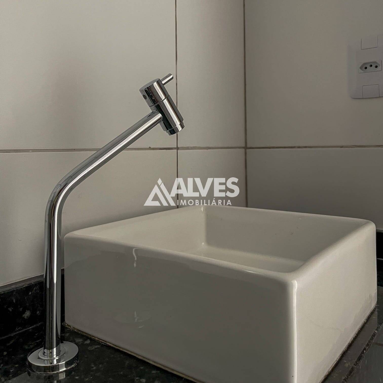 Casa à venda com 2 quartos, 68m² - Foto 15