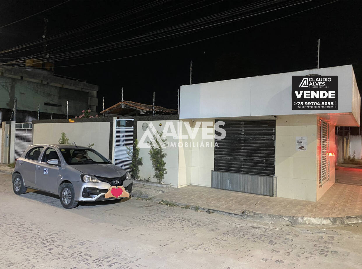 Casa à venda com 3 quartos, 150m² - Foto 1