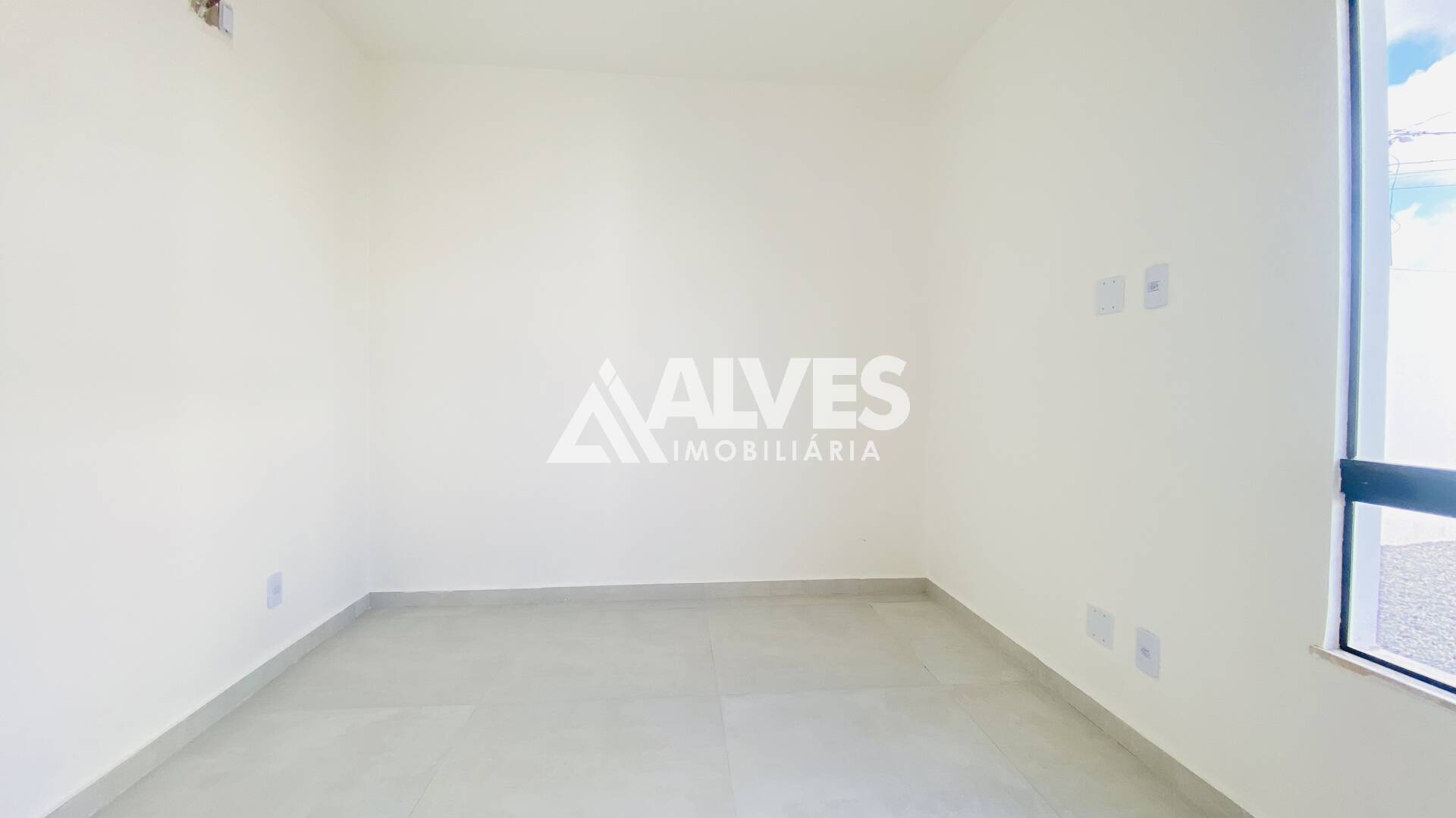 Casa à venda com 3 quartos, 80m² - Foto 14