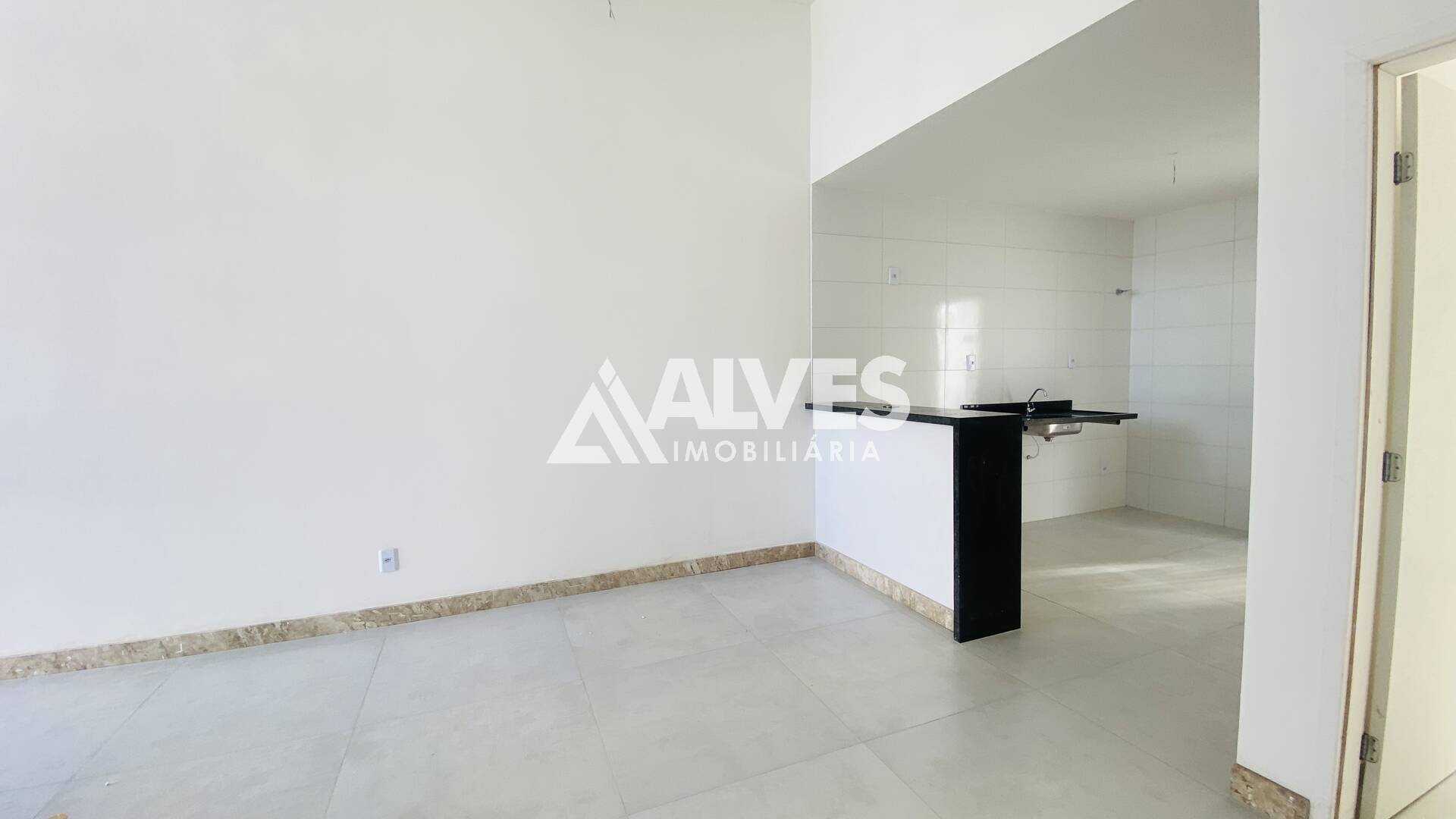 Casa à venda com 3 quartos, 80m² - Foto 8