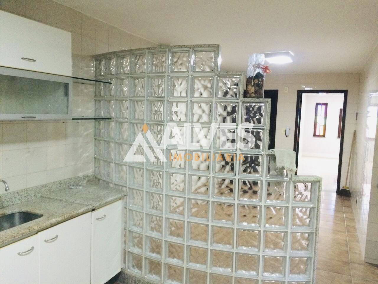 Casa, 3 quartos, 300 m² - Foto 6