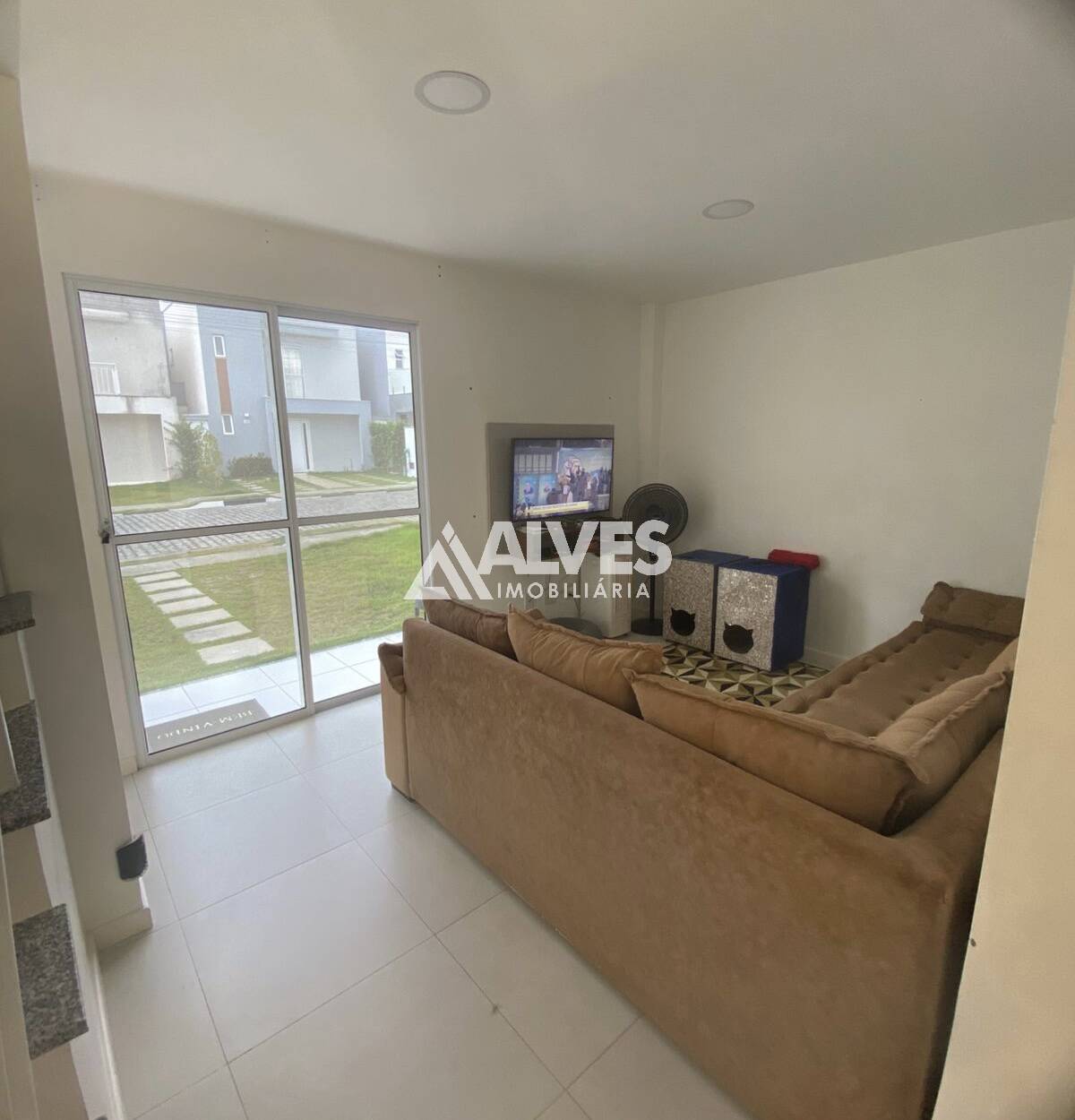 Casa de Condomínio à venda com 3 quartos, 103m² - Foto 2
