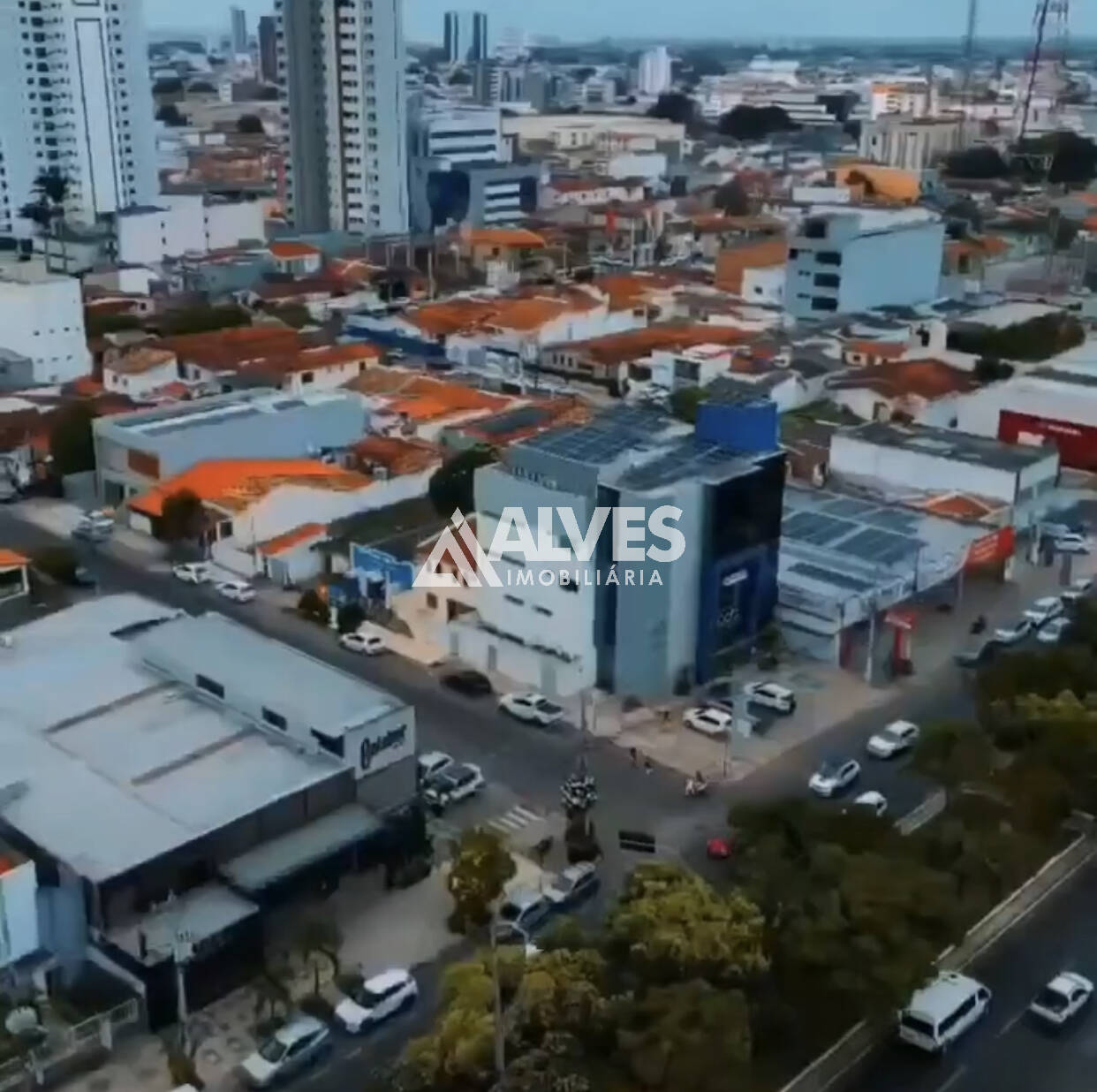 Terreno à venda, 210m² - Foto 1