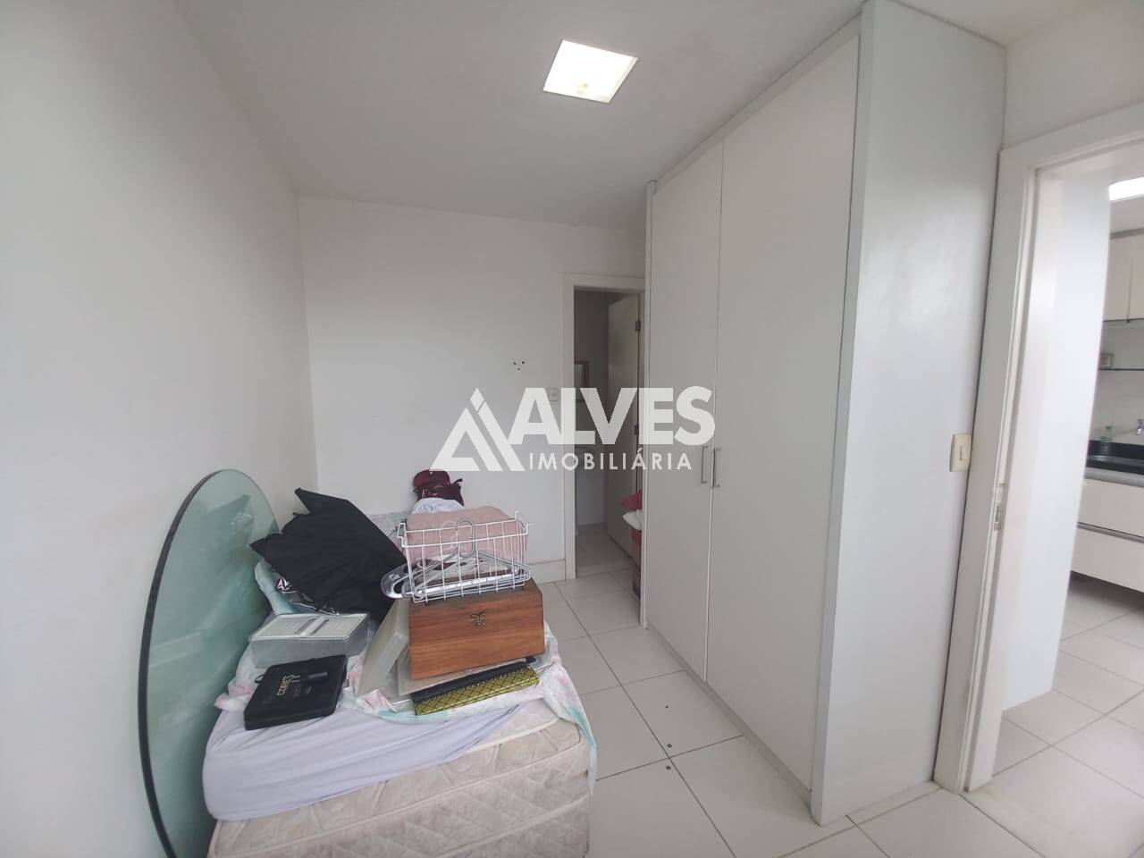 Casa de Condomínio à venda com 4 quartos, 550m² - Foto 10