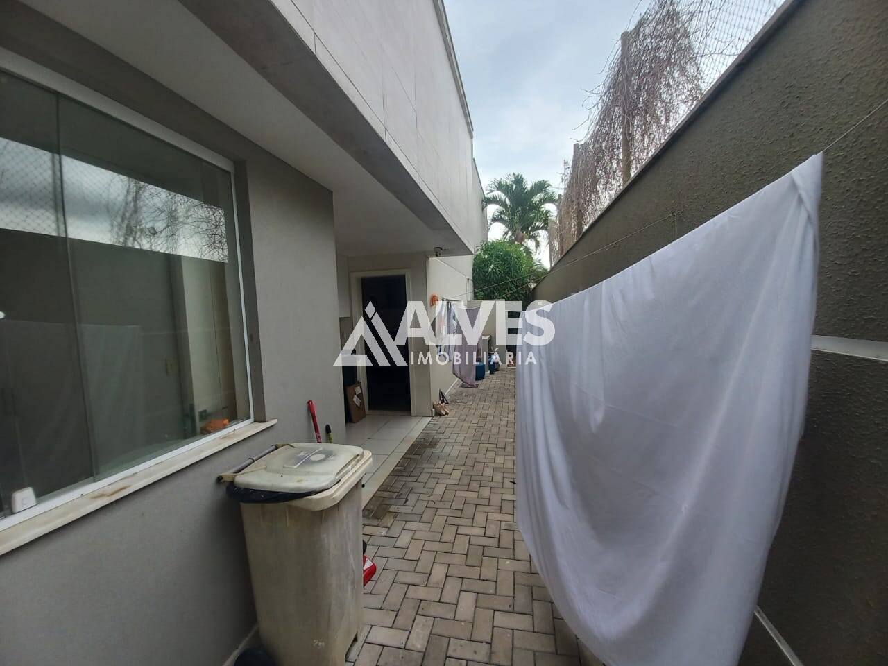 Casa de Condomínio à venda com 4 quartos, 550m² - Foto 13