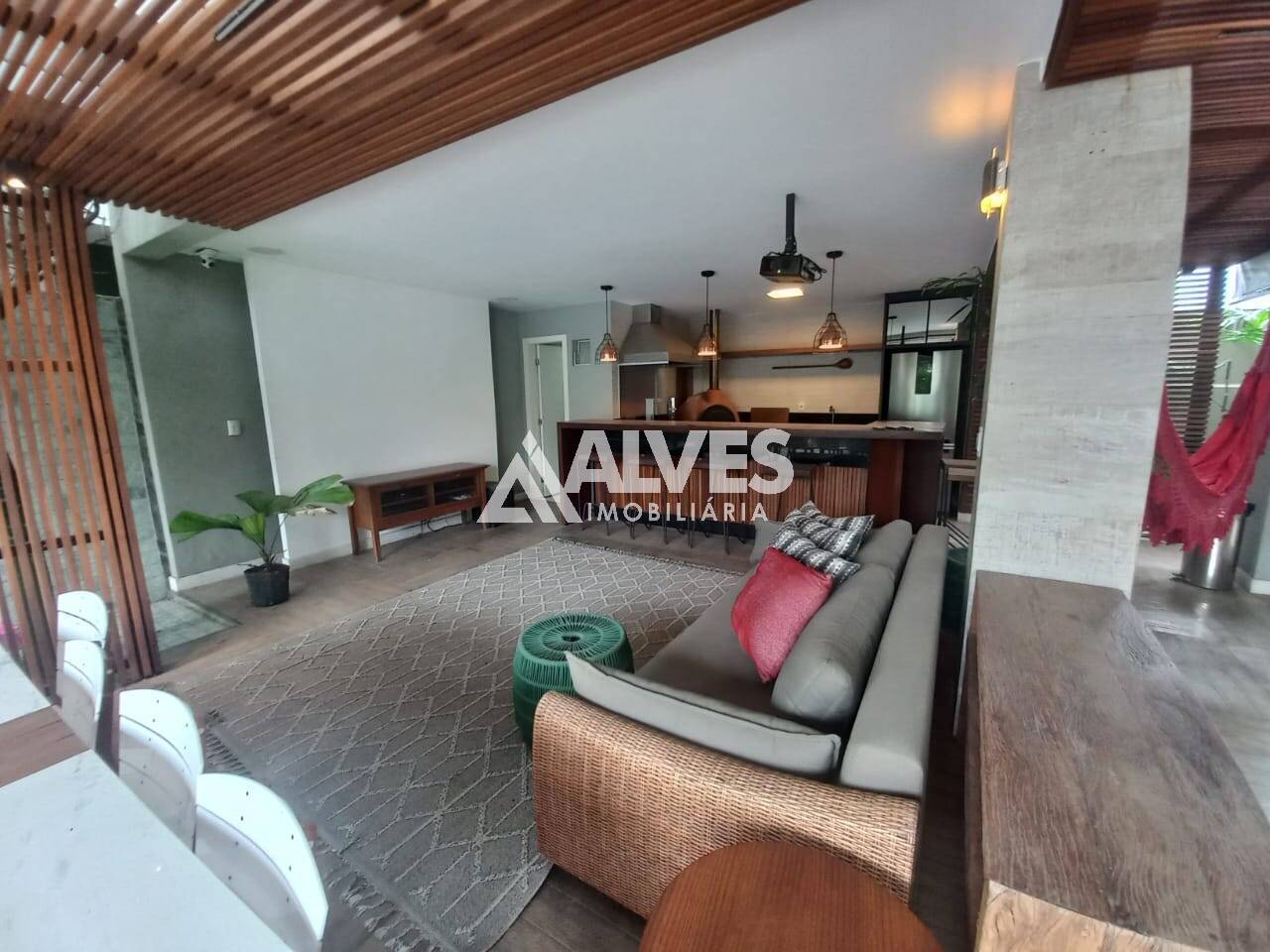 Casa de Condomínio à venda com 4 quartos, 550m² - Foto 6