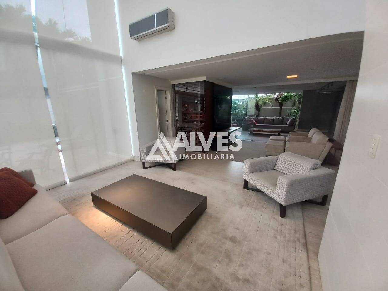 Casa de Condomínio à venda com 4 quartos, 550m² - Foto 17