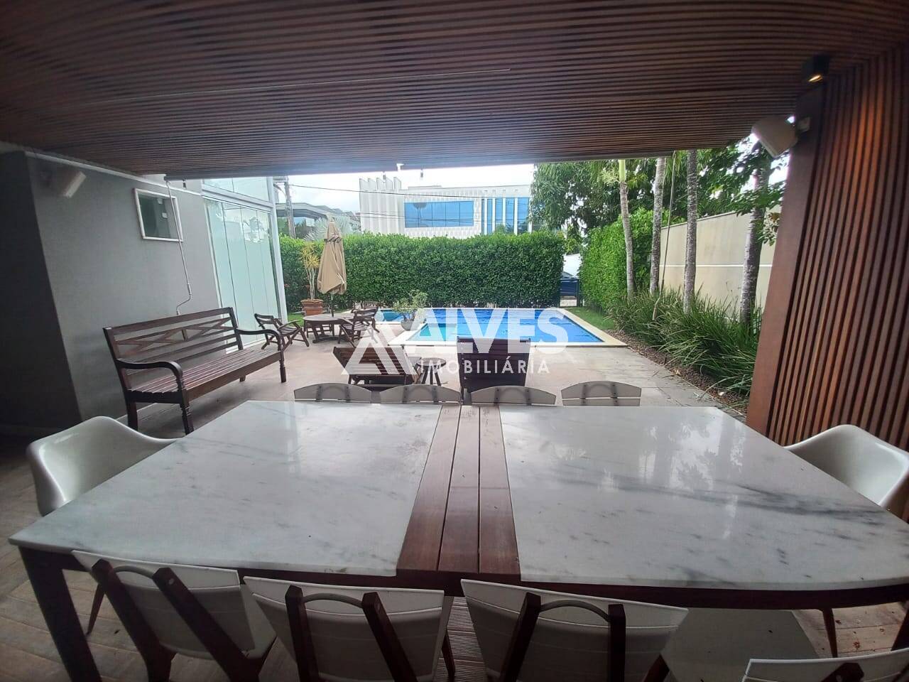 Casa de Condomínio à venda com 4 quartos, 550m² - Foto 5