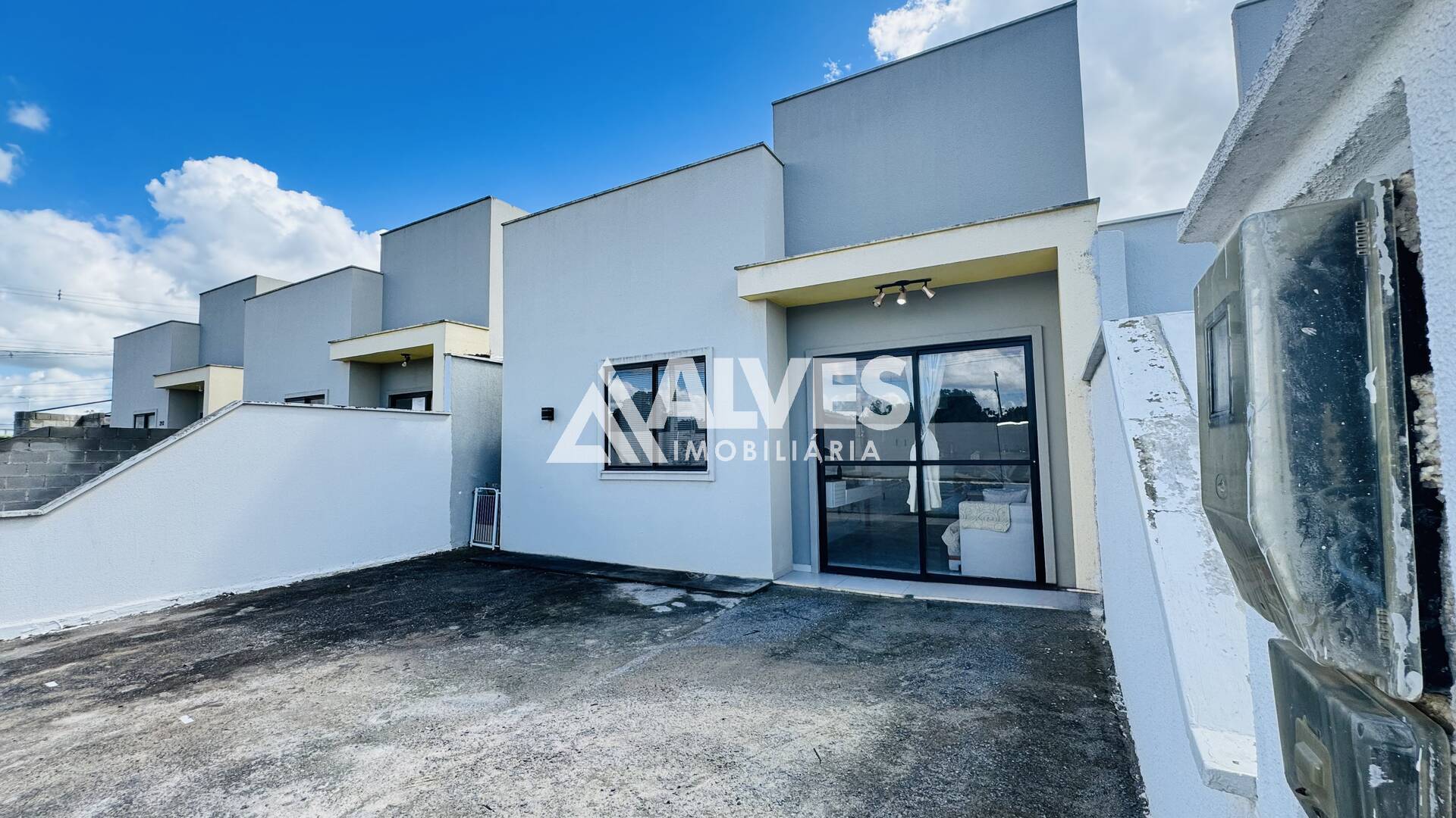 Casa de Condomínio à venda com 2 quartos, 50m² - Foto 2
