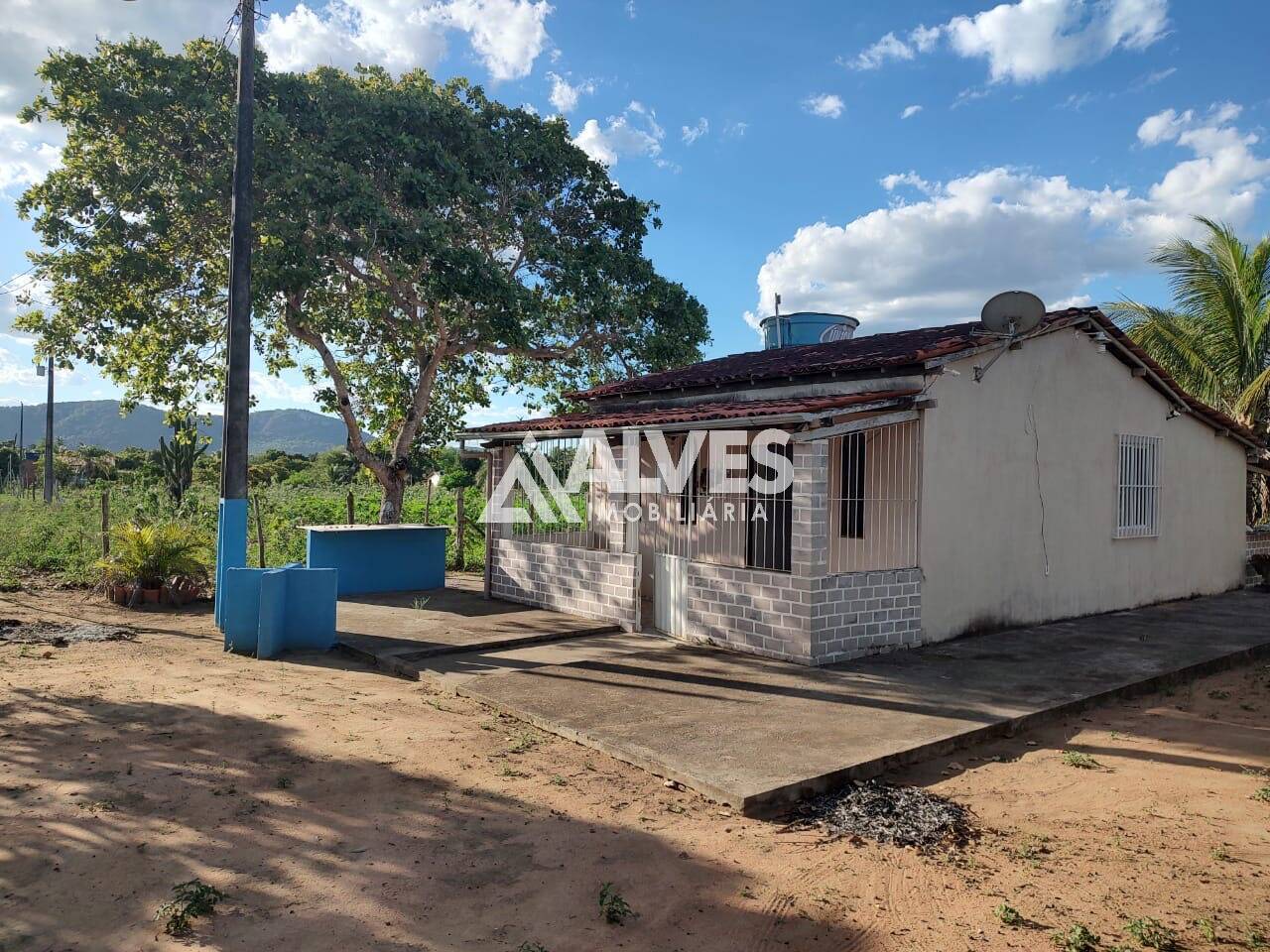 Chácara à venda com 2 quartos, 13000m² - Foto 3