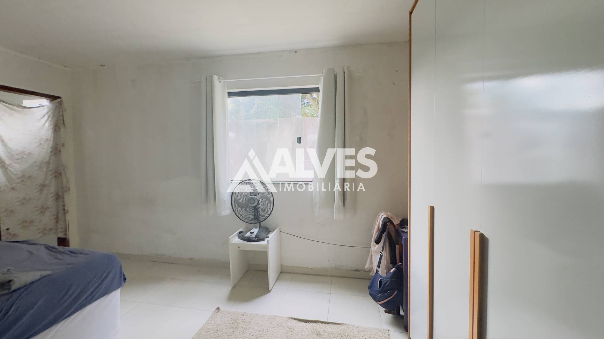 Casa à venda com 3 quartos, 90m² - Foto 9
