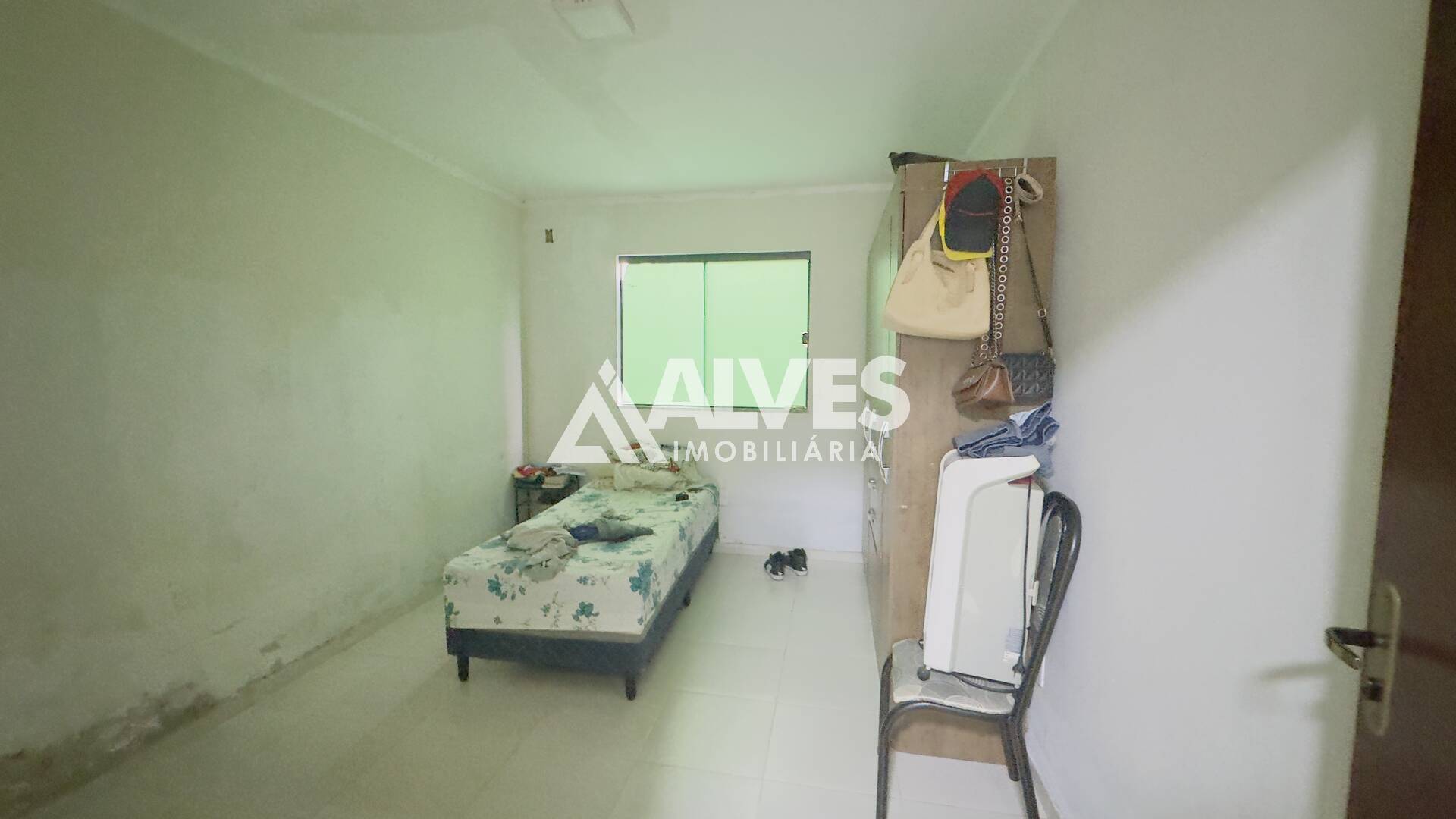 Casa à venda com 3 quartos, 90m² - Foto 14