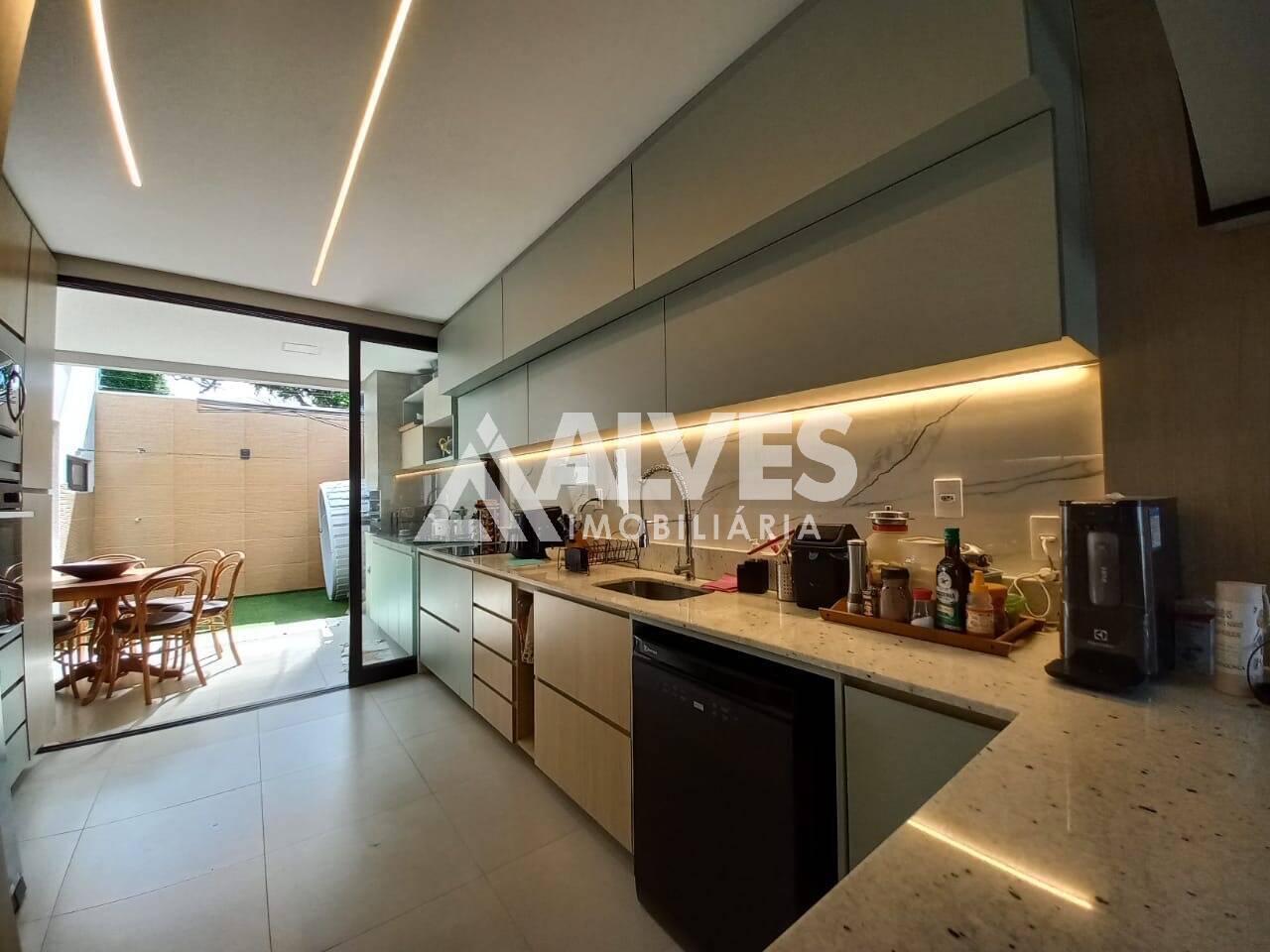 Casa, 3 quartos, 160 m² - Foto 11