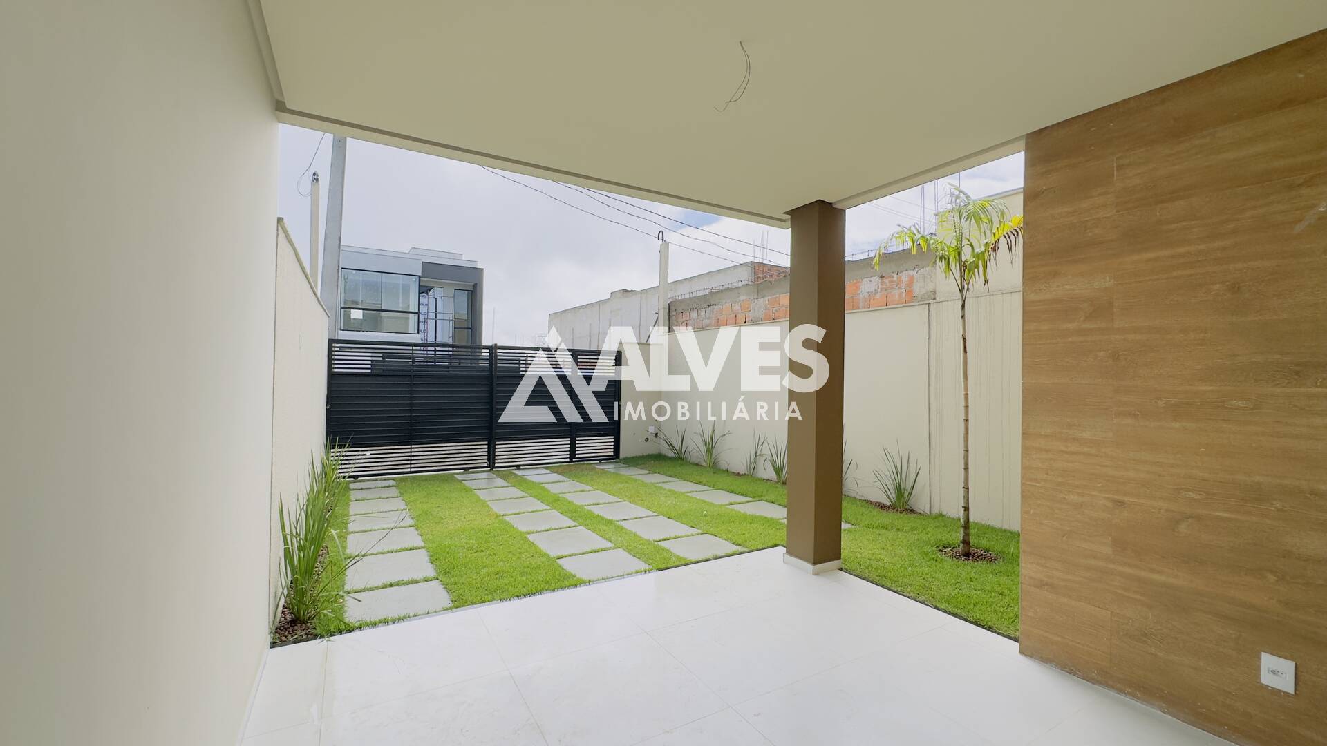Casa à venda com 3 quartos, 118m² - Foto 3