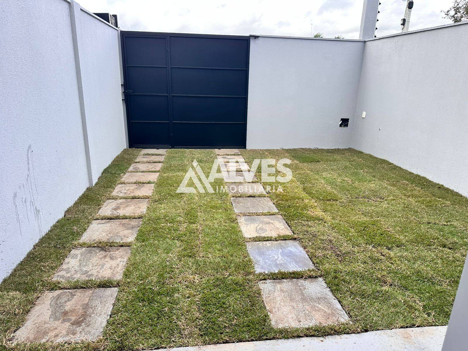 Casa à venda com 3 quartos, 85m² - Foto 4