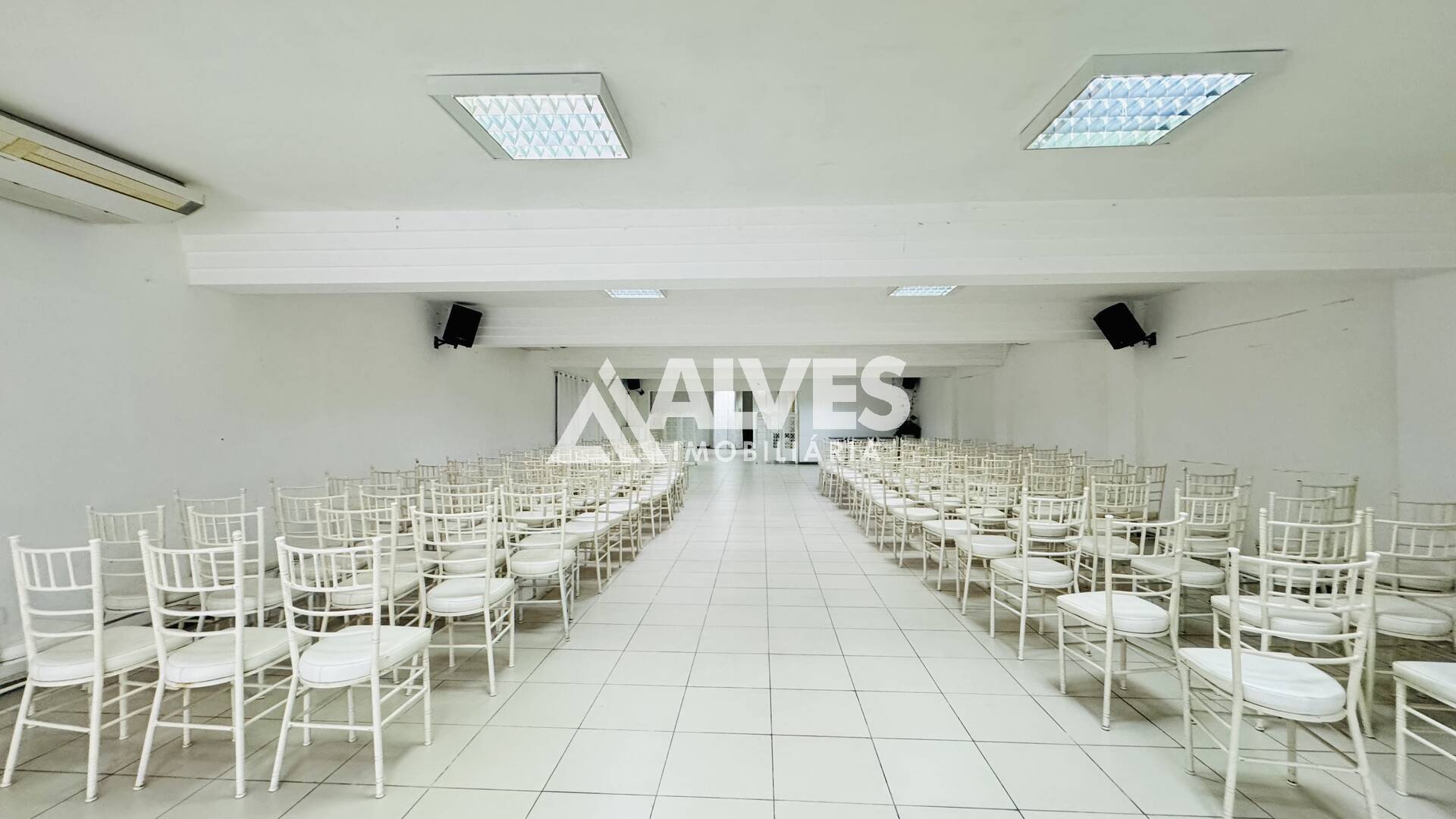 Loja-Salão, 650 m² - Foto 2