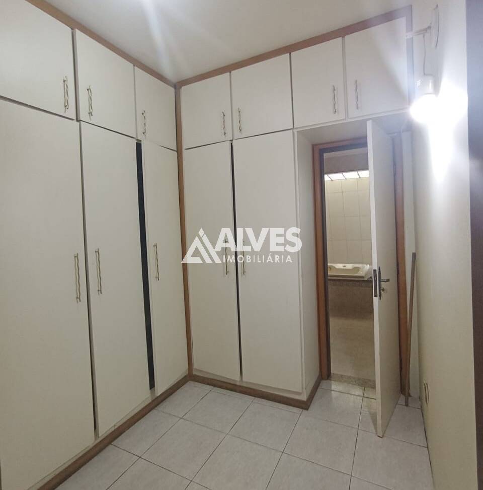 Casa, 4 quartos, 300 m² - Foto 26