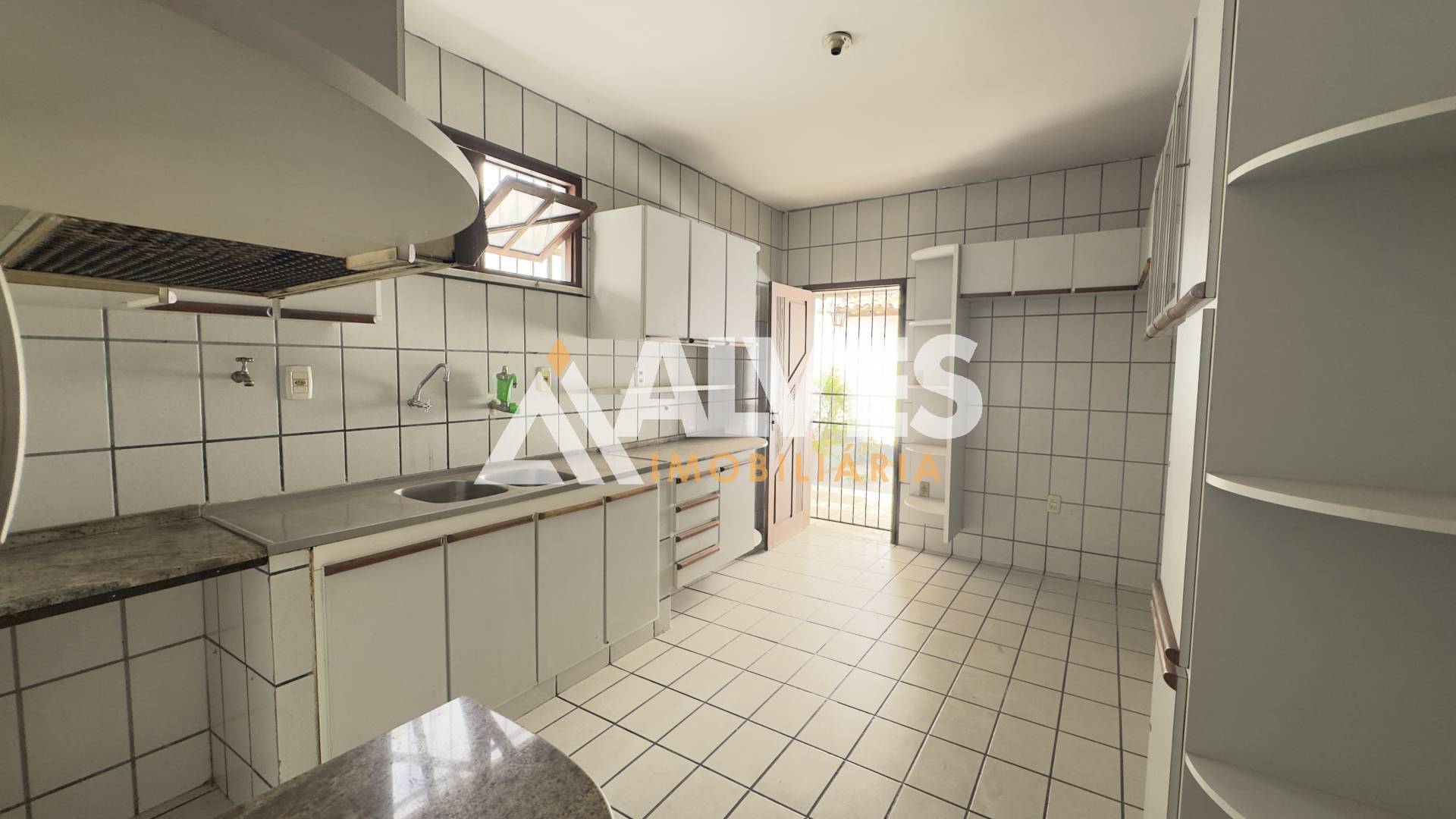 Casa, 3 quartos, 300 m² - Foto 14