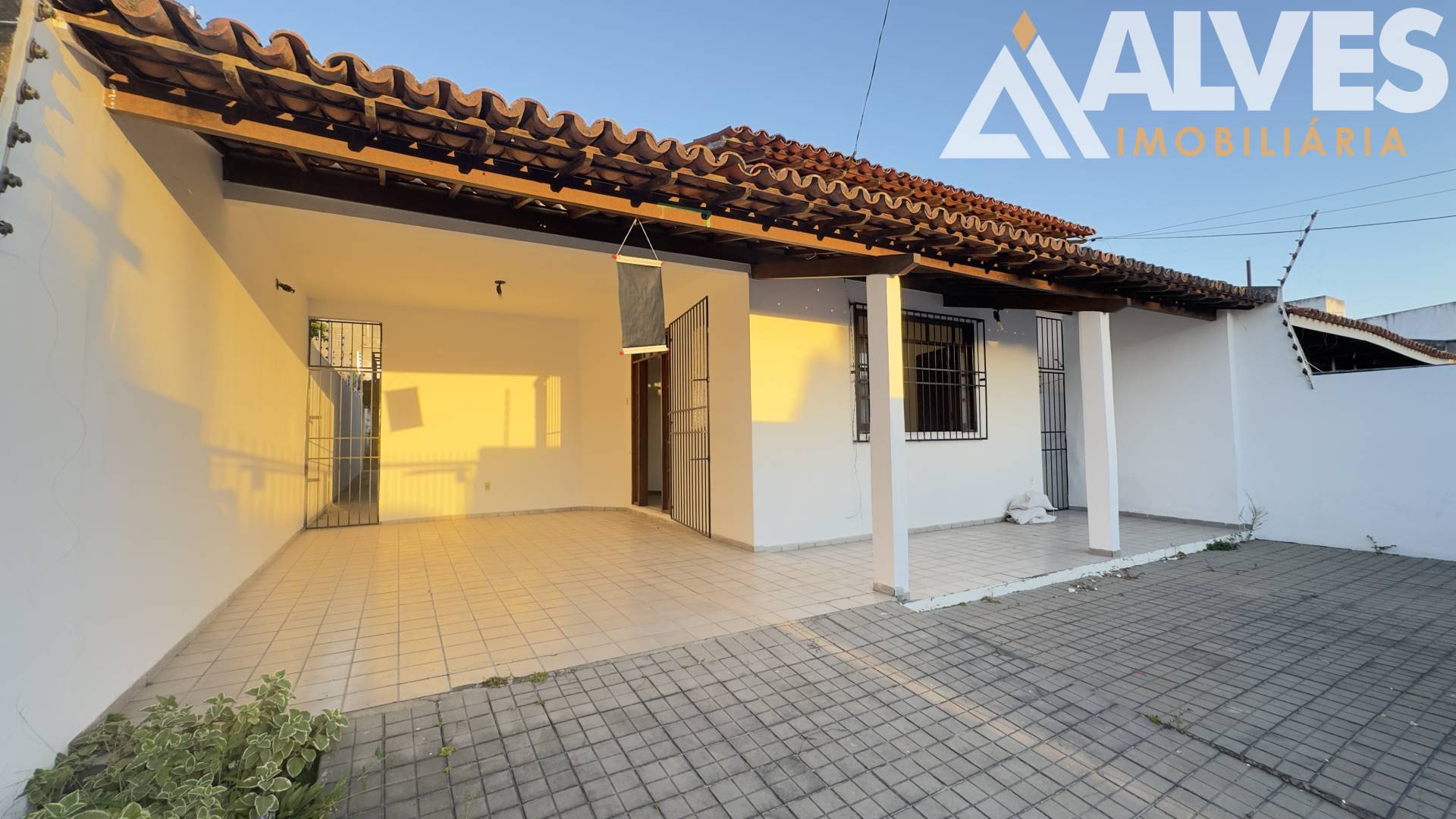 Casa, 3 quartos, 300 m² - Foto 1