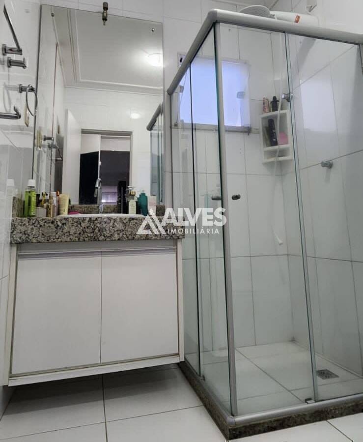Casa de Condomínio à venda com 5 quartos, 200m² - Foto 7