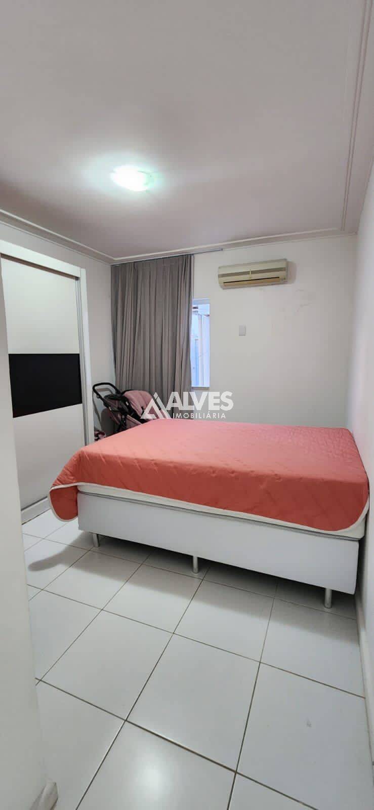 Casa de Condomínio à venda com 5 quartos, 200m² - Foto 11