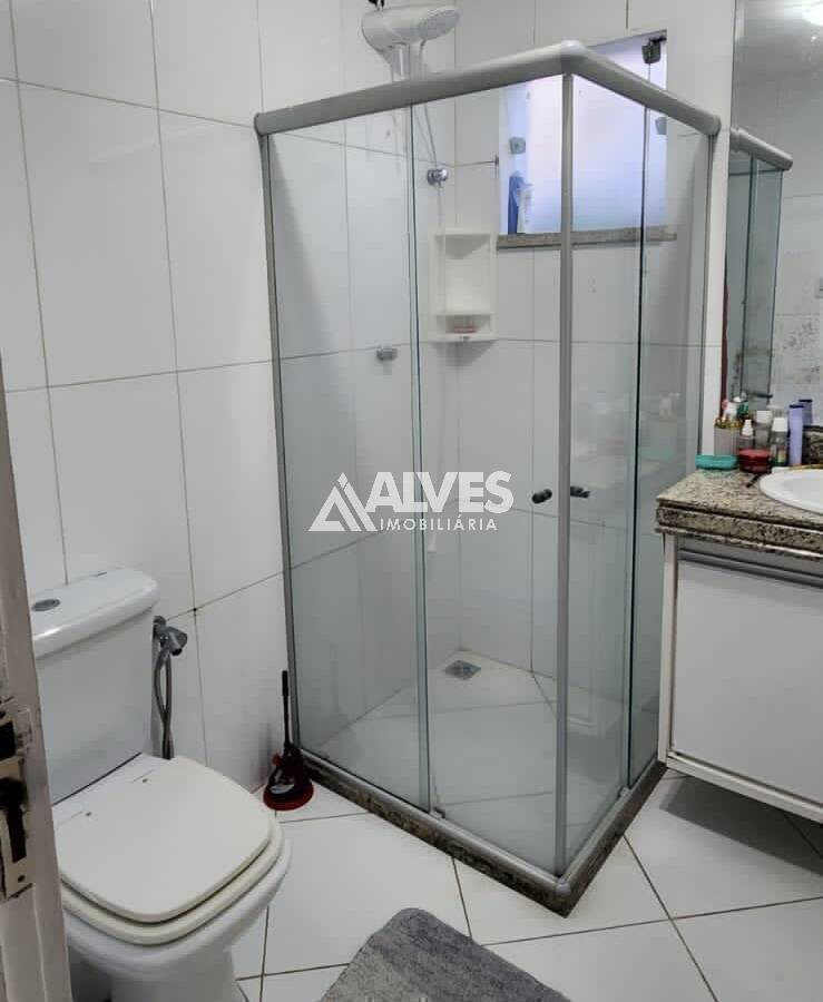 Casa de Condomínio à venda com 5 quartos, 200m² - Foto 15