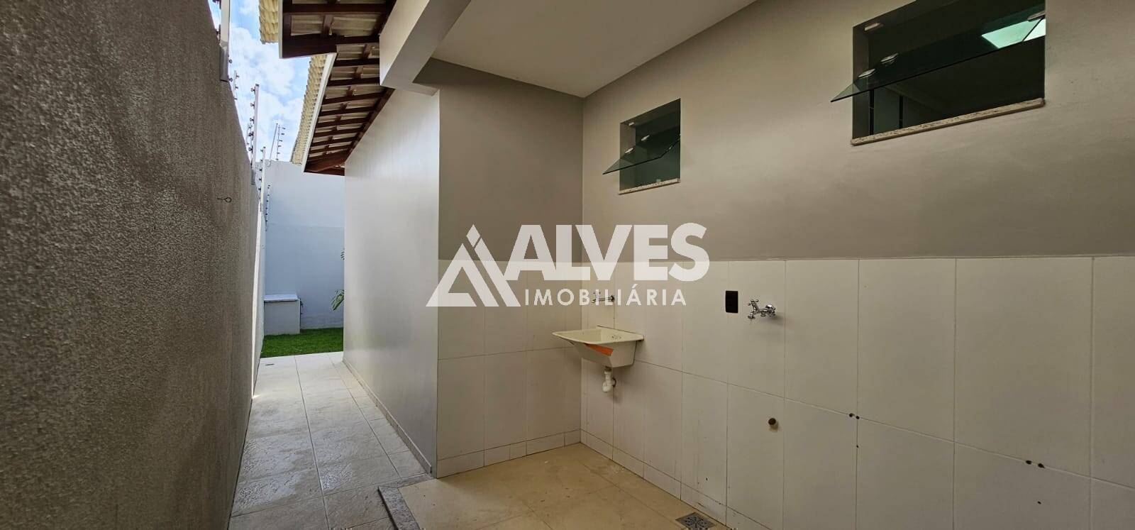 Casa à venda com 3 quartos, 110m² - Foto 14