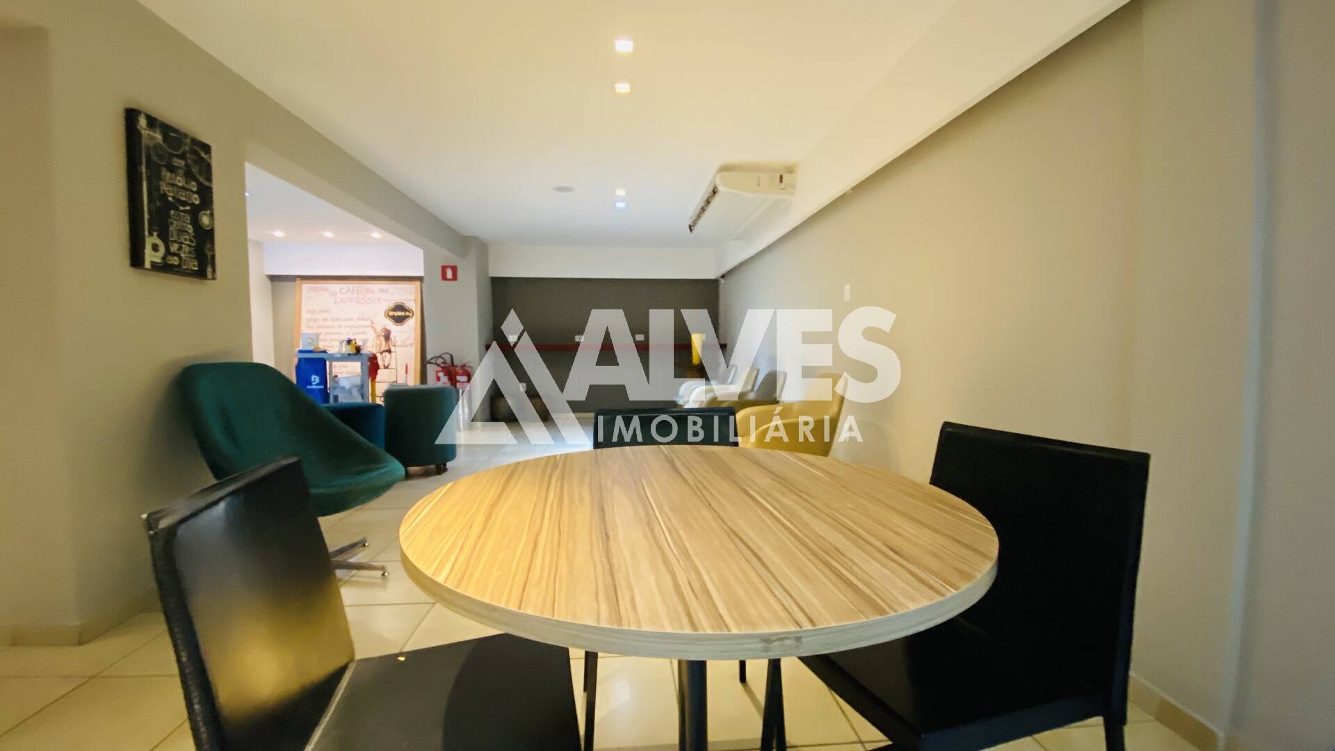 Apartamento, 1 quarto, 60 m² - Foto 2